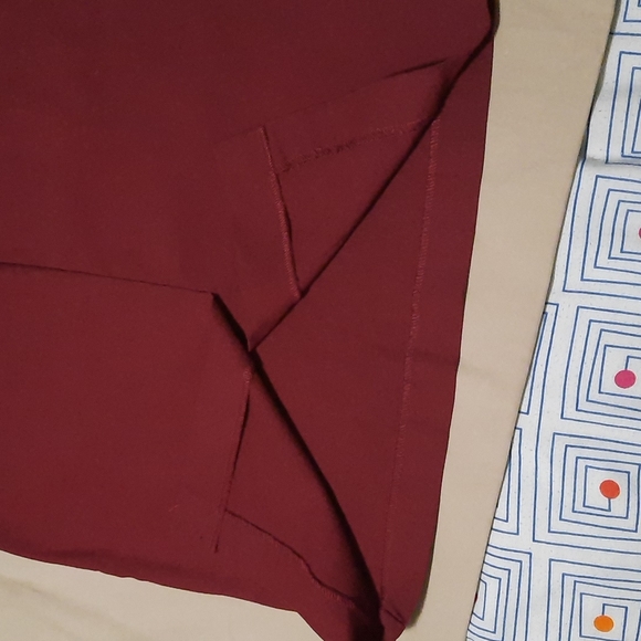 RW&CO,  Size M, Color Maroon - Picture 3 of 6